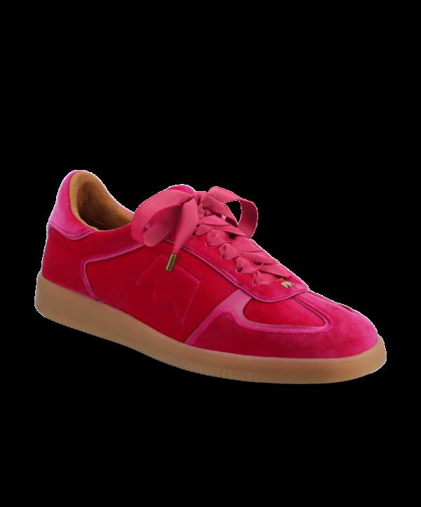 The Jay Sneaker – Hot Pink Velvet